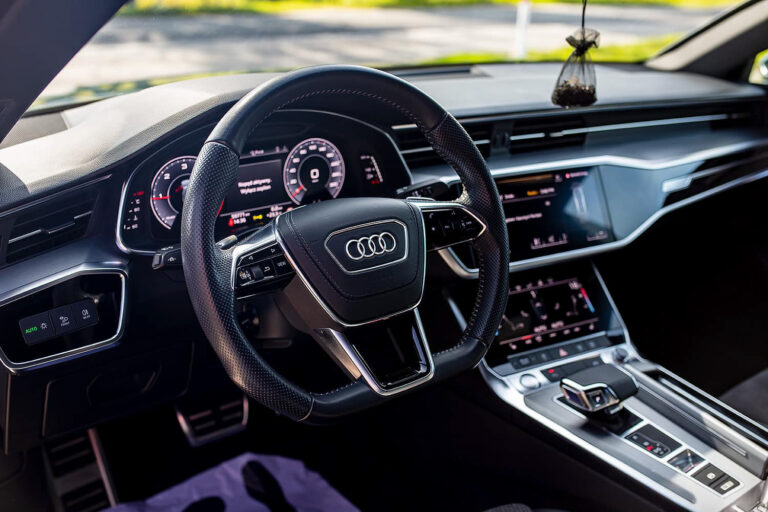 Jak odnowić plastiki w samochodzie? 