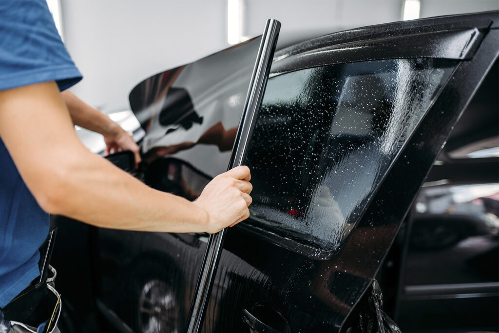 przyciemnianie szyb samochodowych