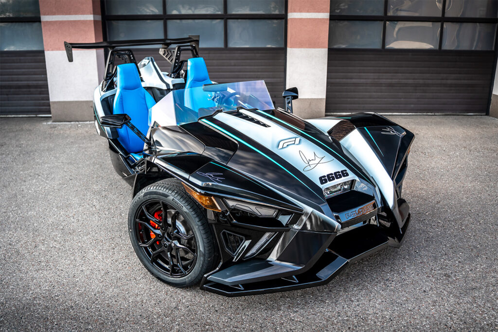 Galeria 5 Polaris zabezpieczenie lakieru folią PPF