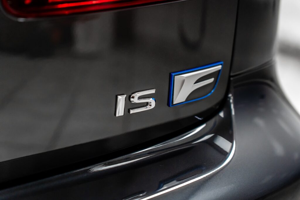 Lexus IS-F lakier zabezpieczony powłoką elastomerową