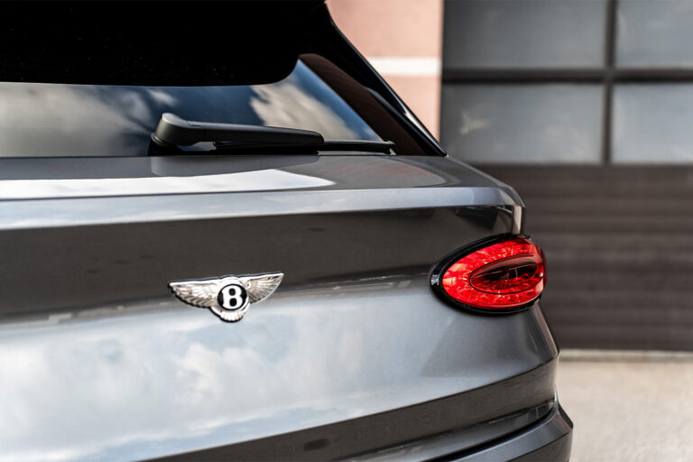 Bentley Bentayga pełne zabezpieczenie lakieru folią PPF