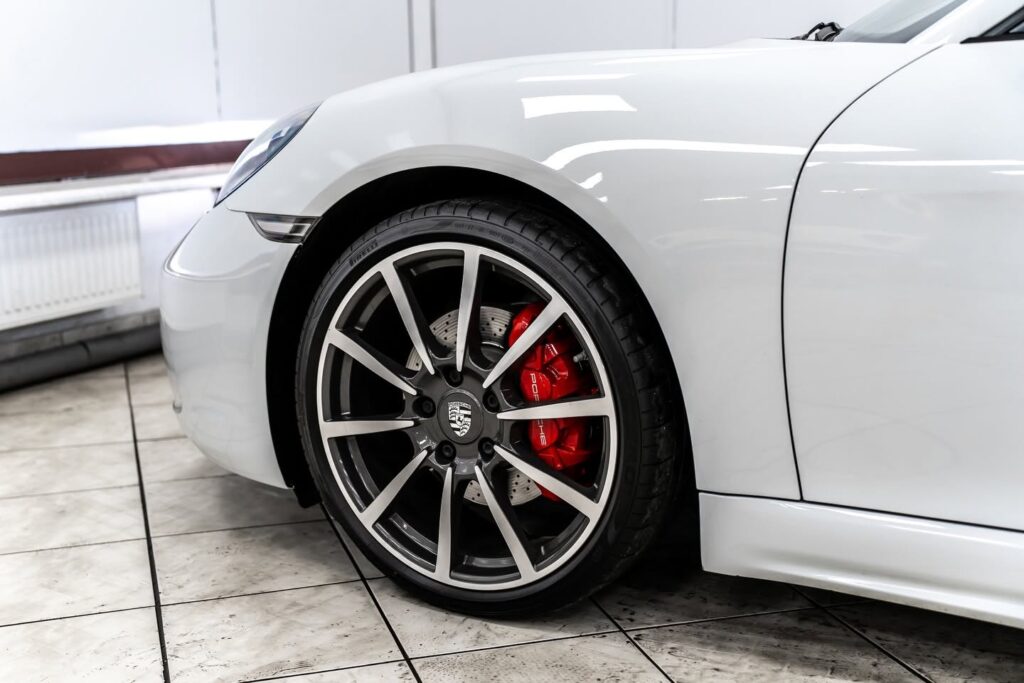 Porsche 718 Cayman oklejenie samochodu folią PPF